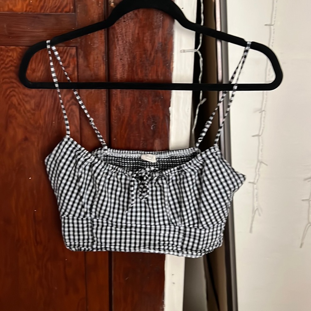 Checkered cropped tank top